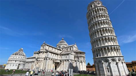 A Quick Visit to the Leaning Tower of Pisa