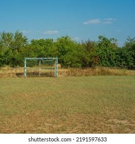 Burnt Sportsfield 的图像结果