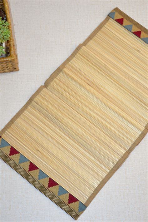 Bamboo Table Runner Brocade Medium (Natural) – Dharini
