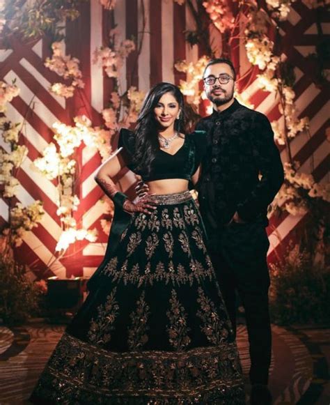 Best Couple Wedding Wear Colour Ideas for Bride & Groom