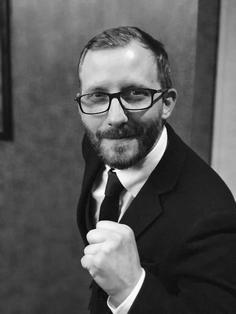 Business Man Smiling 的图像结果