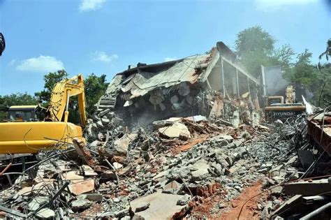 HYDRAA begins demolition drive to clear Rasoolpura nala bottlenecks