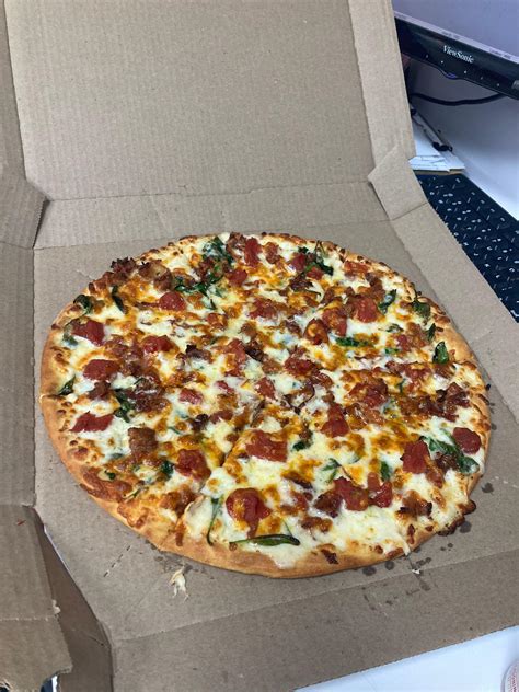 “Blt” pizza : r/Dominos