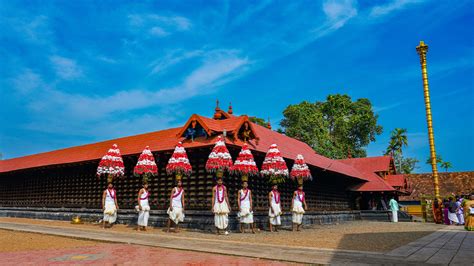 Kaviyoor Mahadeva Temple | Temples in Kerala| Pathanamthitta Tourist ...
