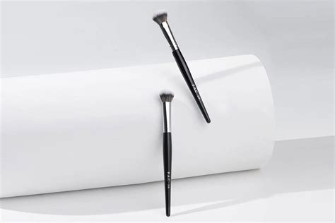 Why PAC’s 219 Concealer Brush Is a Market Favorite