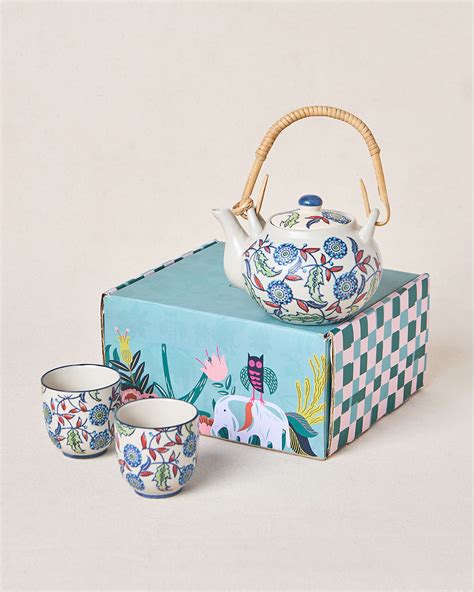 Buy Trendy Gifts for Women | Thoughtful Gifts for Her | Chumbak