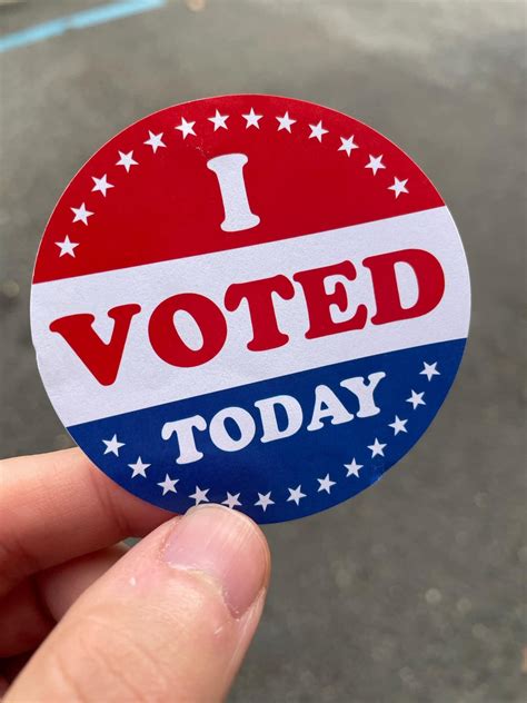 Voting Stickers 的图像结果