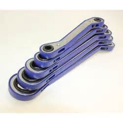 Wrenches / Offset Wrenches / Ratchet Wrenches - Hand Tools various hand ...