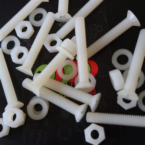 50 x Nylon Countersunk Head, Plastic Machine Screws for Crossbead, M5 x ...