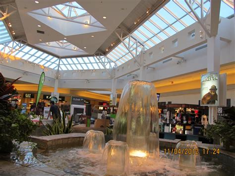 Trip to the Mall: River Oaks Center- (Calumet City, IL)