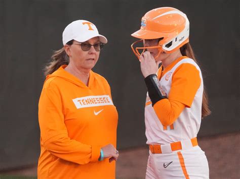 Tennessee softball roster 2026: Lady Vols on Karen Weekly's team