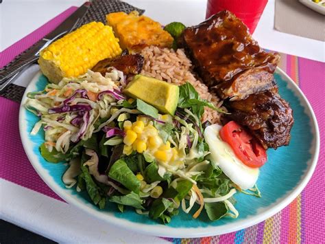WEEKENDZ BAR AND GRILL, Vaughans - Restaurant Reviews, Phone Number ...