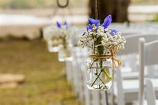 These Jar Wedding Diy Projects Are Perfectly Rustic by These Jar Wedding Diy Projects Are Perfectly Rustic These Jar Wedding Diy Projects Are Perfectly Rustic