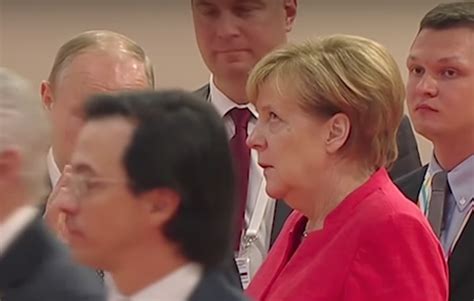 Body Language Angela Merkel 的图像结果