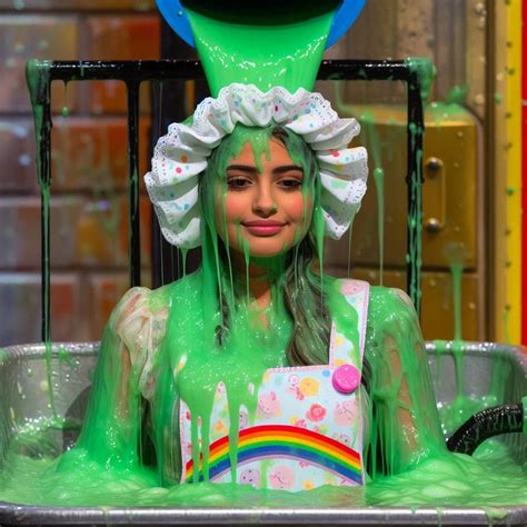 Person Getting Slimed 的图像结果