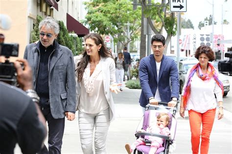 Andrea Bocelli - Andrea Bocelli Photos - Andrea Bocelli Gets Lunch with ...