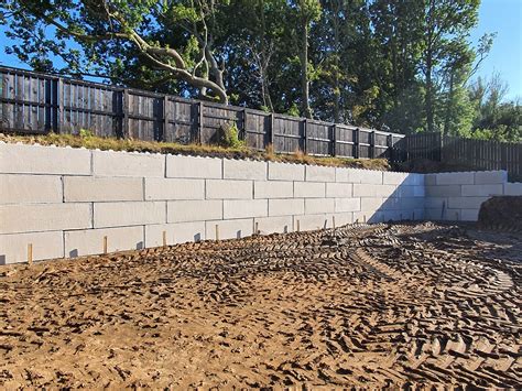 How to Build a Concrete Block Retaining Wall - PPC Concrete Products