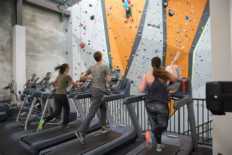 First Ascent Avondale | Climbing, Yoga & Fitness in Chicago