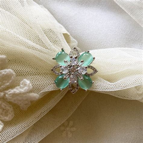 Hollow clove floral CZ finger rings - size adjustable - Adorna