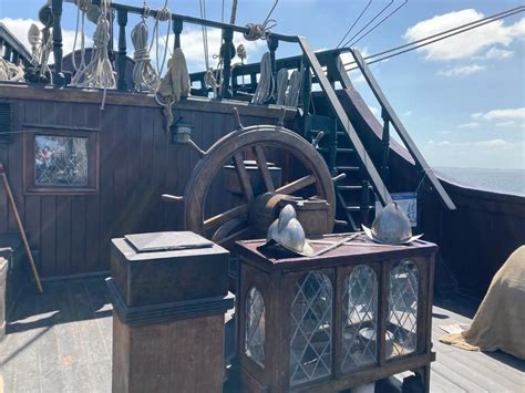 Inside the massive Spanish galleon 'floating museum' docked at Southend ...