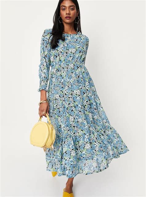 Buy Women Printed Flared Maxi Dress Online at just Rs. 1399.0 ...