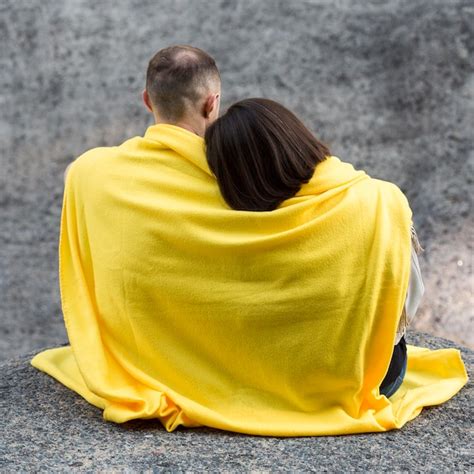 Back of Cloth 的图像结果