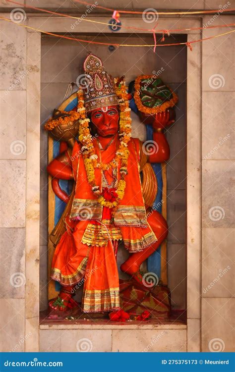 Hanuman Statue in Kashi Vishwanath Temple Editorial Stock Photo - Image of hindu, building ...