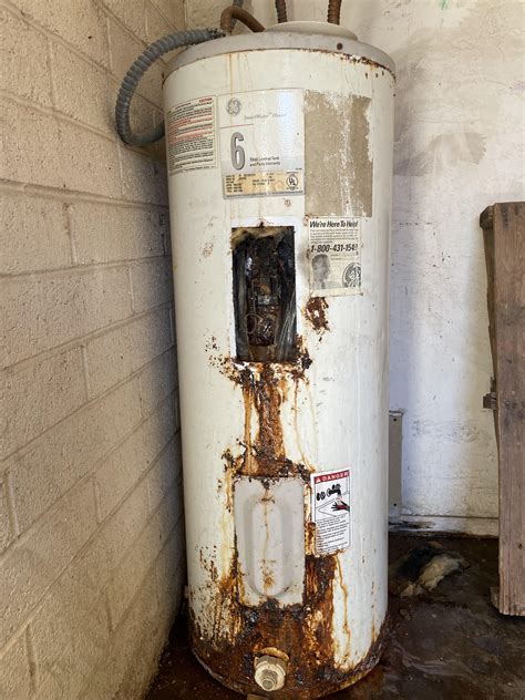 Love finding water heaters old enough to buy alcohol. : r/Plumbing