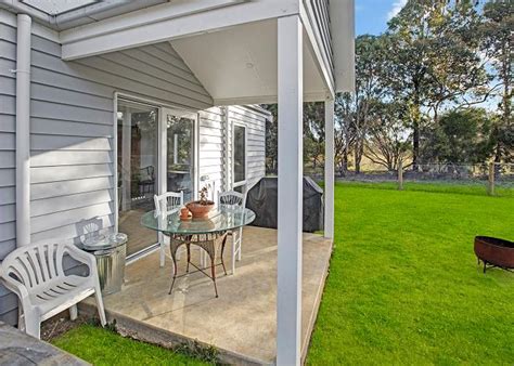 Eagle Point, Victoria Australia - The Gables | Gippsland Lakes Escapes