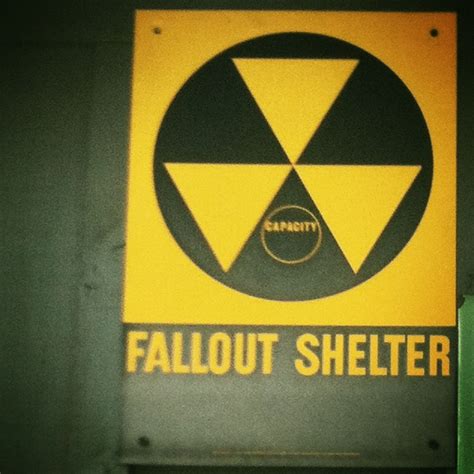 Metal fallout shelter sign yellow - rayjopu