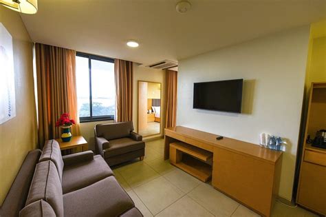 K Hotels Rooftop Bar: Pictures & Reviews - Tripadvisor