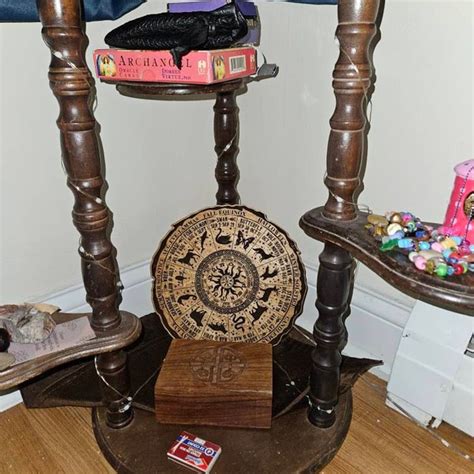 DM Screen with Digital Display 的图像结果