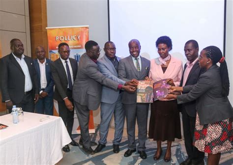 Mama FM - The Voice To Listen To