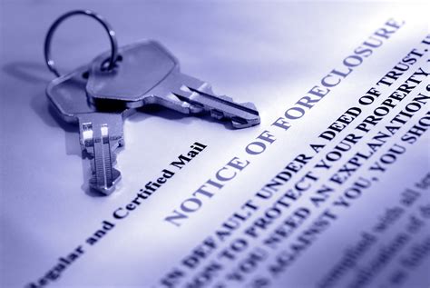 What Happens When a House Goes Into Foreclosure?