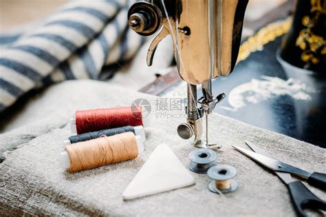 旧式手工缝纫机缝纫工具高清图片下载-正版图片503562805-摄图网