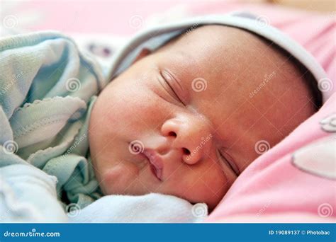 One Week Old Baby Boy Asleep Stock Image - Image of home, cute: 19089137
