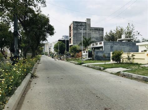 Jaypee Greens Kensington Park Plot Phase I 209 Sq.yard Noida