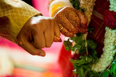 Priya Video Vision - Photographer - Frazer Town - Weddingwire.in