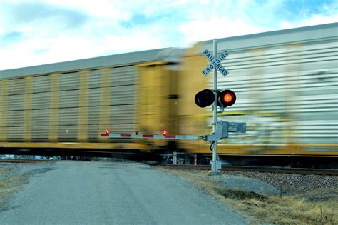 What Vehicles Must Stop At All Railroad Crossings?