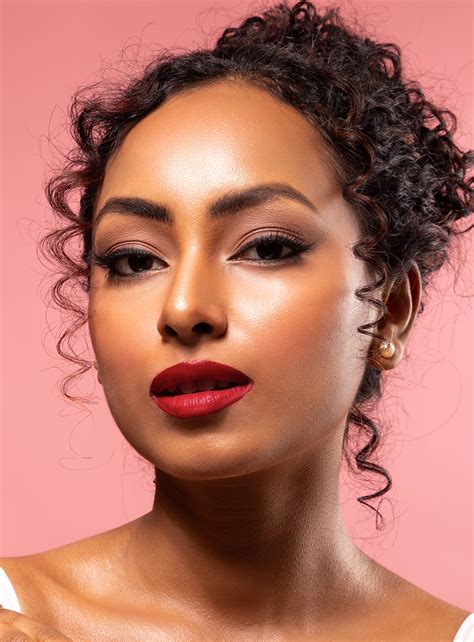 Seduction – Elayne cosmetics