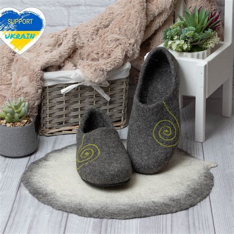 Felted Wool Slippers Pattern 的图像结果