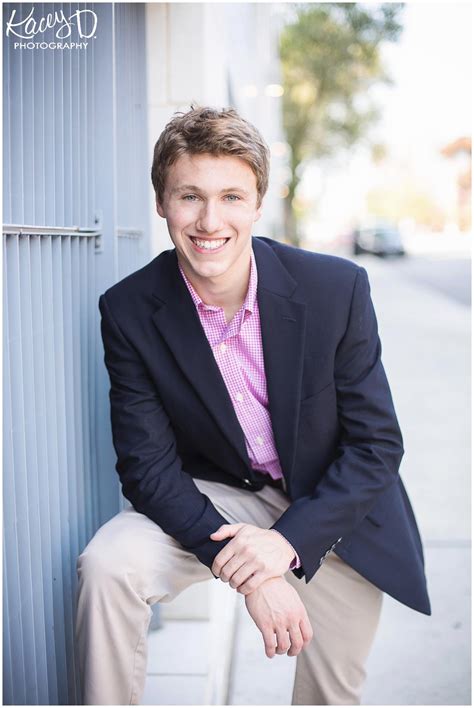 Senior Portraits Girls Swim 的图像结果