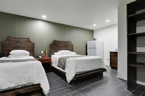 Romantic Inn & Suites - Photos