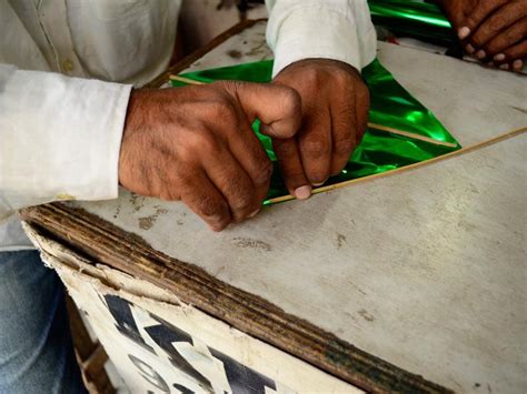 D'source Assembly of a Kite | Kite Making | D'Source Digital Online ...