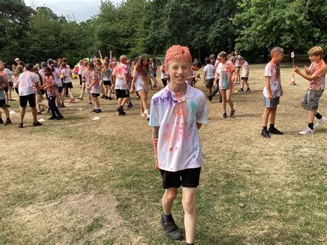 Hiltingbury Junior School - Year 6 Final Highlights of HJS!