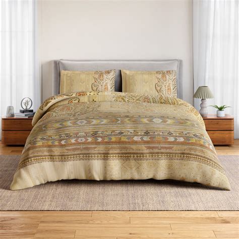 Buy SPACES Essentials Cotton 132TC Paisley Print 3Pcs Queen Bedsheet ...