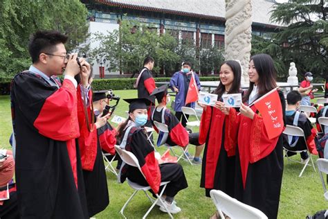 北京大学城市与环境学院_2021届毕业照