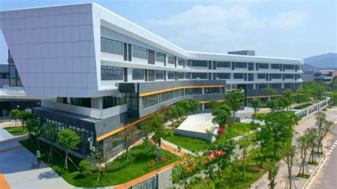 珠海11所公办学校今开门迎“新”，为你的“最美新校”点赞_南方plus_南方+