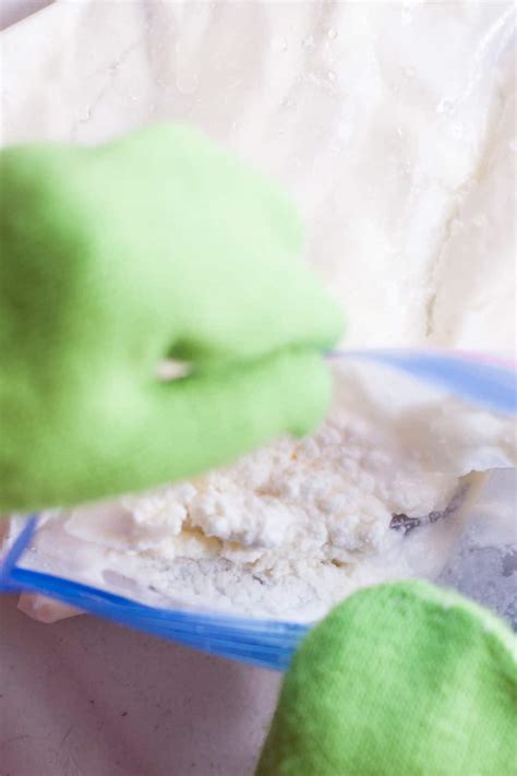 Dry Ice Experiments: Dry Ice Bubble Experiment - Eating Richly