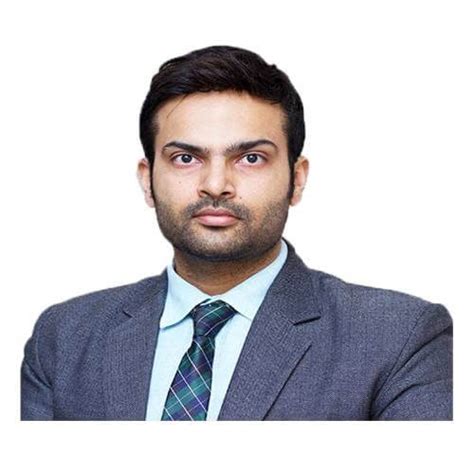 Dr. Sanchit Wadhwa - Pulmonologist - HealthFinder